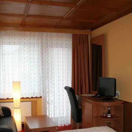 Atlas Grand 4*