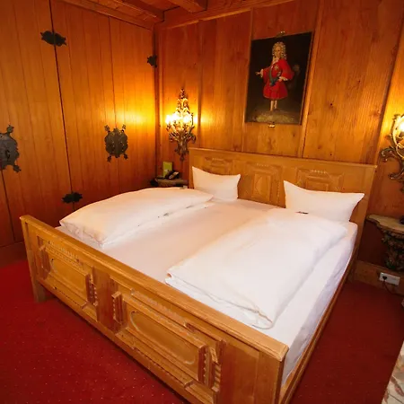 Atlas Grand Hotell 4*