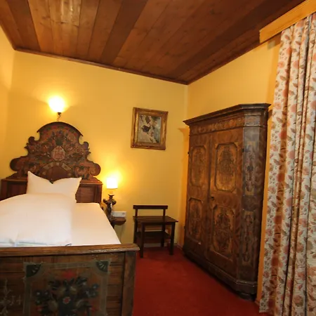 فندق أتلاس غراند جارمش بارتنكيرشن