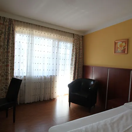 Atlas Grand Hotel 4*