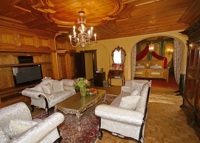 Atlas Grand Hotel 4*